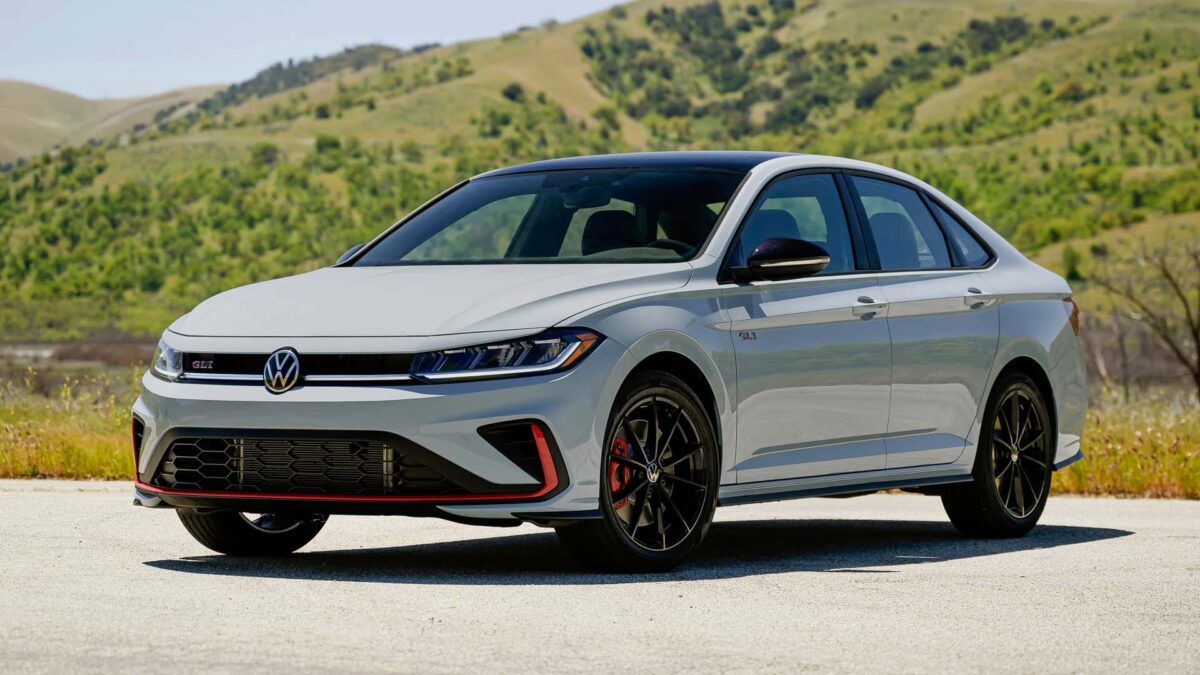 Novo VW Jetta GLI