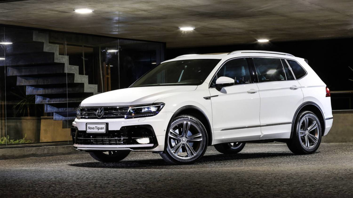 VW Tiguan 2025 tem R$ 40 mil de desconto antes da reestilização