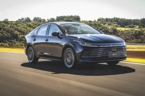 BYD está com ofertas de até R$ 57 mil de desconto em carros elétricos e híbridos