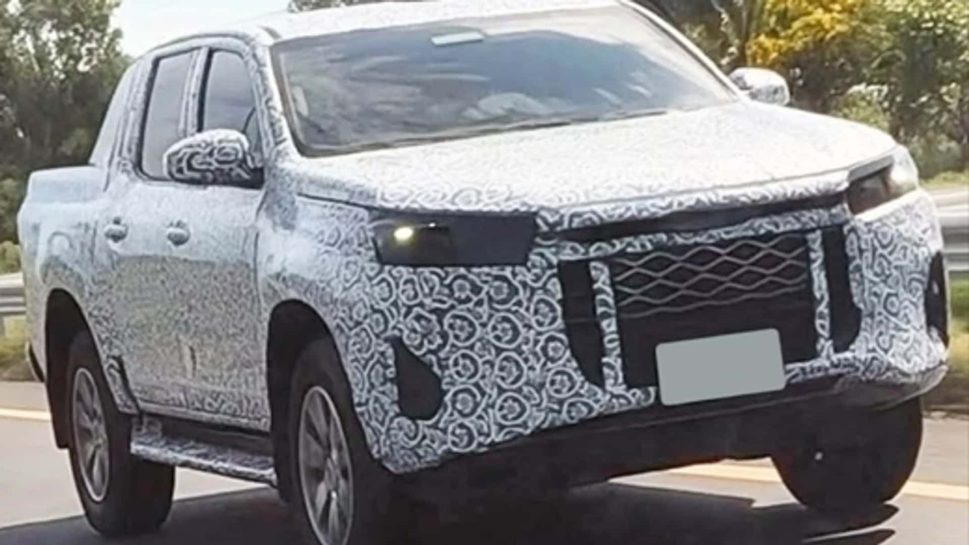 Nova Toyota Hilux será híbrida