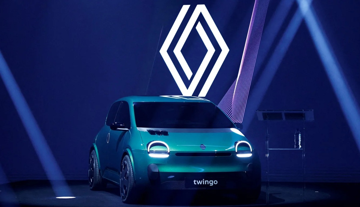 Voltou? Novo Renault Twingo aparece limpo e lembra o clássico de 90