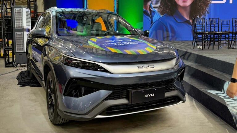 BYD já estoca Song Pro flex nas concessionárias e aumenta pressão sobre Haval H6 e Corolla Cross