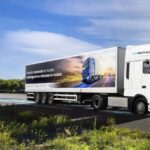 Primeira rodovia com carregamento sem fio do mundo é mais potente que Superchargers da Tesla