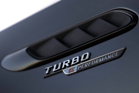 A revolução dos motores: por que os novos propulsores turbo de baixa cilindrada dominam o mercado