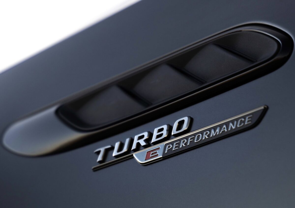 A revolução dos motores: por que os novos propulsores turbo de baixa cilindrada dominam o mercado