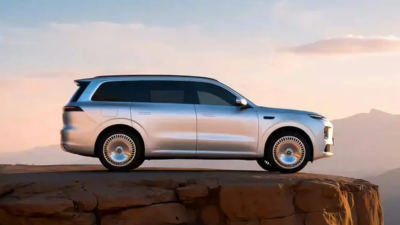 Próximo lançamento da Leapmotor mira em T-Cross e Creta e terá preço estratégico abaixo de R$ 173 mil