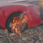 YouTuber que queimou uma Ferrari F8 agora enfrenta processos