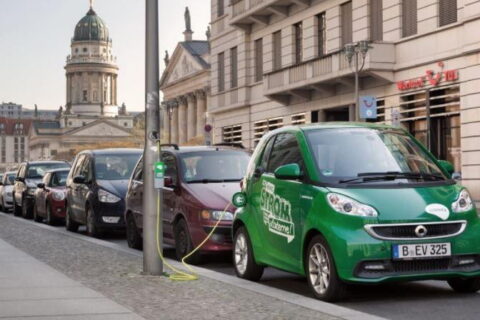 País europeu vai taxar carros elétricos por distância percorrida