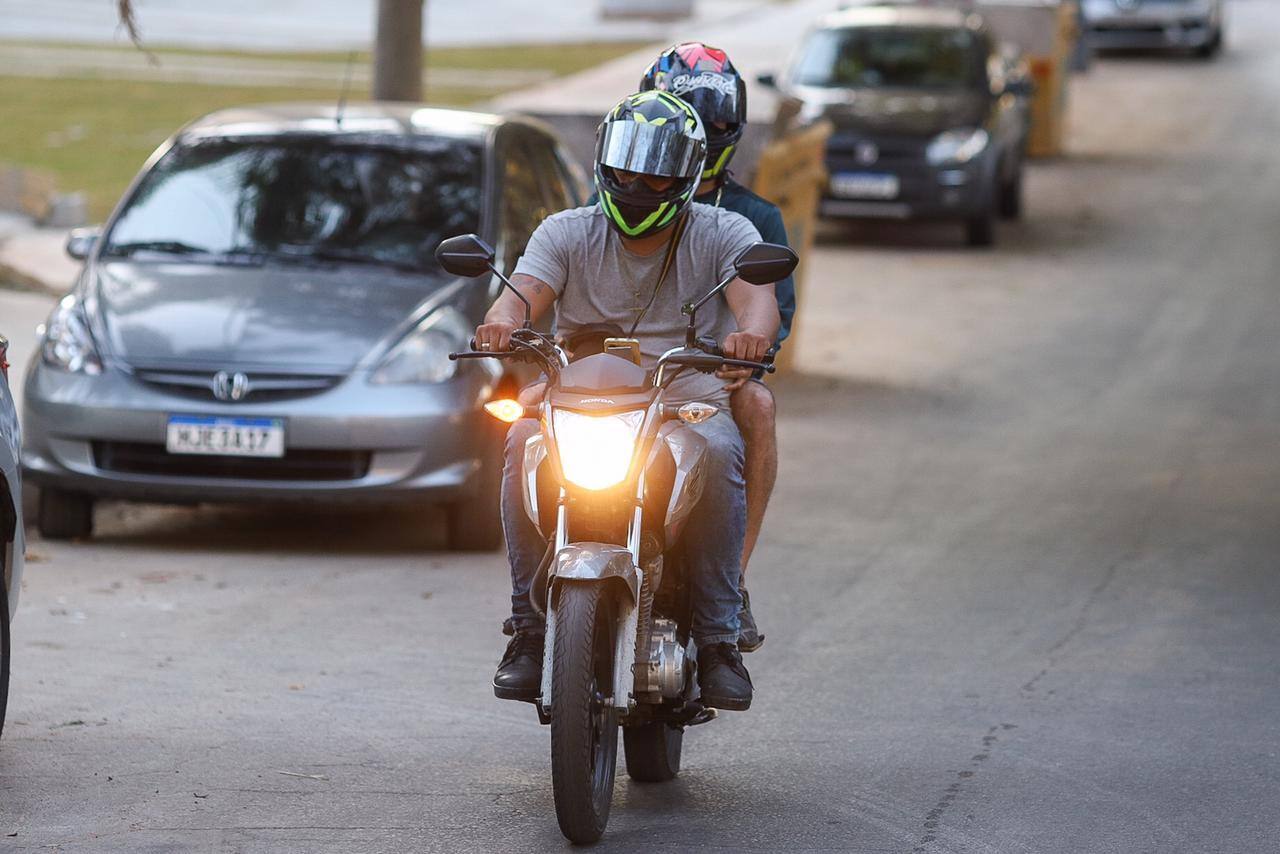 Uber moto e 99 moto Uber moto e 99 moto