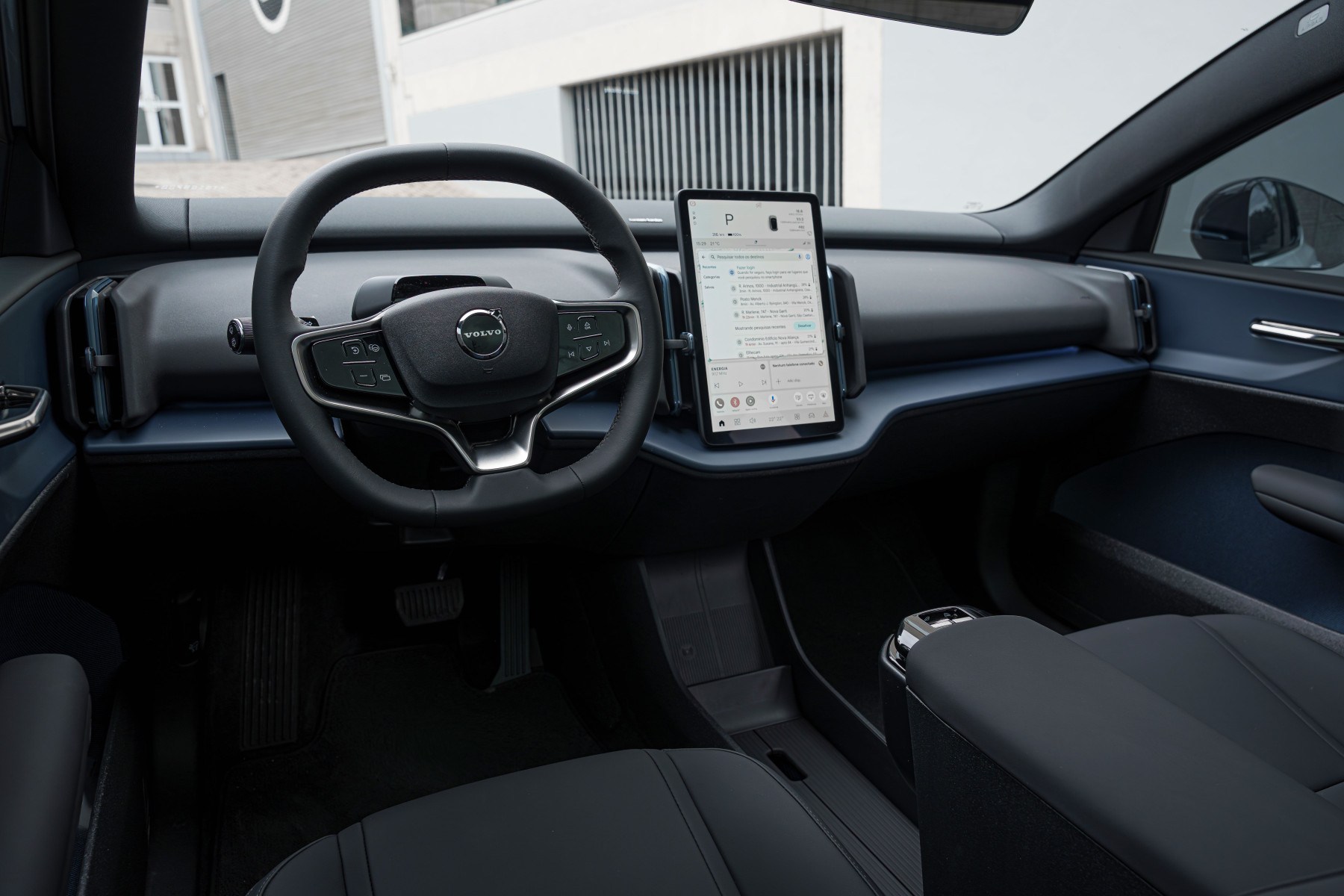 Volvo EX30 Ultra Twin Motor 2026 Volvo EX30 Ultra Twin Motor 2026