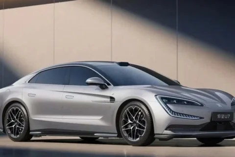 BYD Yangwang U7 2026 rompe a barreira dos 1.000 km de autonomia