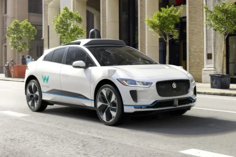 EUA discutem Lei para liberar milhares de carros sem volante nas ruas