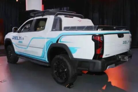 Hilux ganha nova rival elétrica após bater desconto de Strada