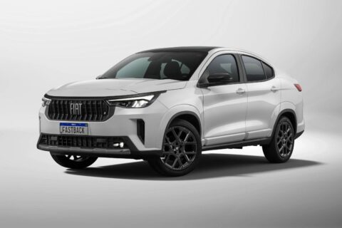 Alerta geral para quem quer comprar Fiat Fastback híbrido, Cronos e Pulse