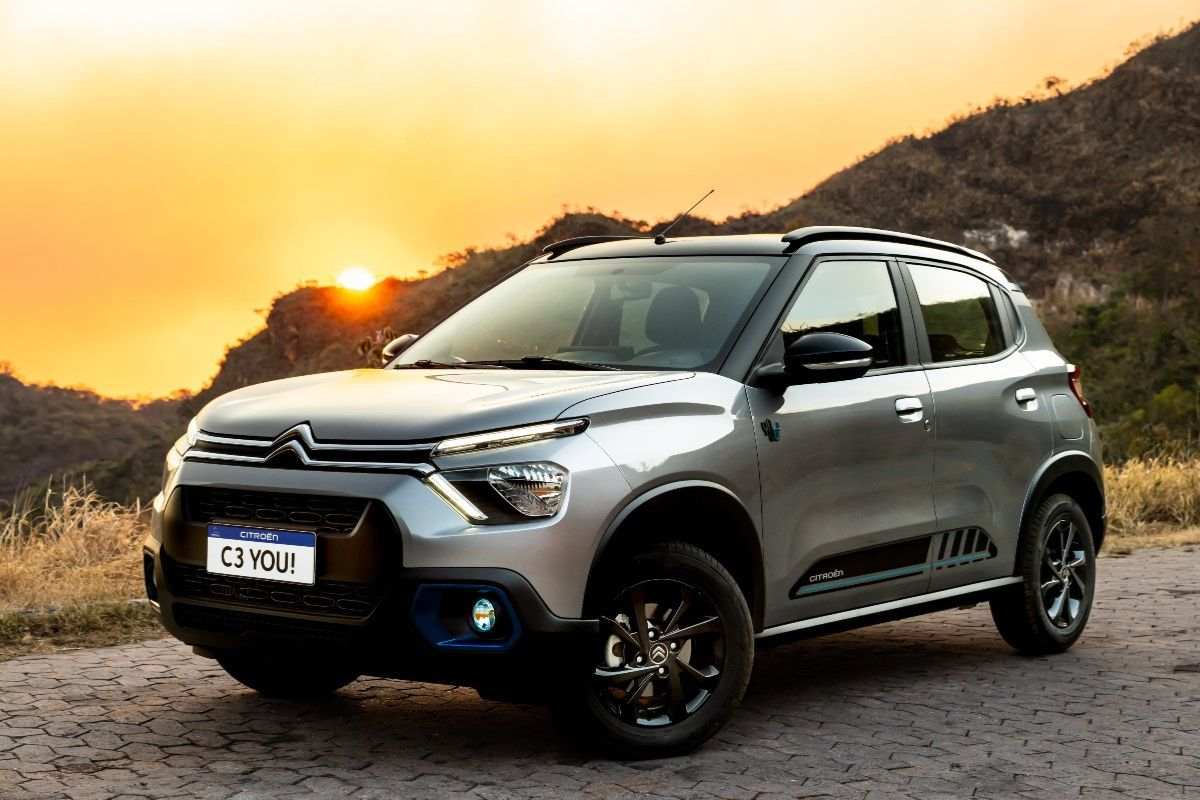 3 carros automáticos por até R$ 110 mil