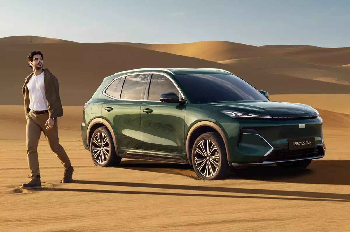 Geely no BBB 26? Conheça SUV híbrido que roda 1.400 km e será produzido no Paraná