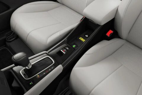 Sedã da Honda de R$ 122 mil combina câmbio CVT e consumo de até 15 km/l