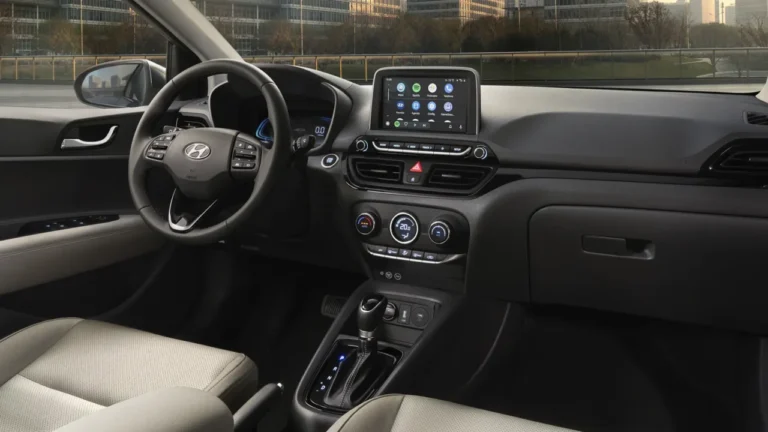Interior do Hyundai HB20 Comfort 2026
