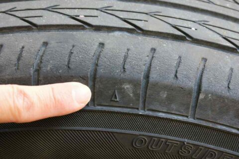 Comunicado do CONTRAN alerta motoristas sobre pneu careca