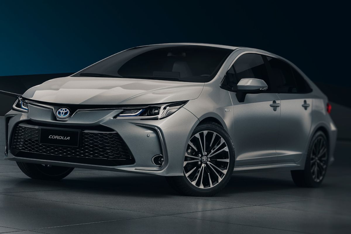 Corolla Hybrid Altis 2026 mira a liderança com parcelas de R$ 2.159