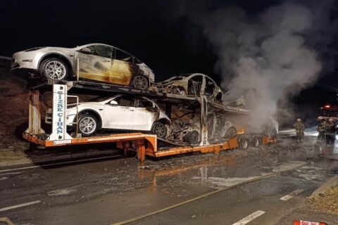 Chinesa Svolt desenvolve bateria que direciona chamas para longe dos passageiros