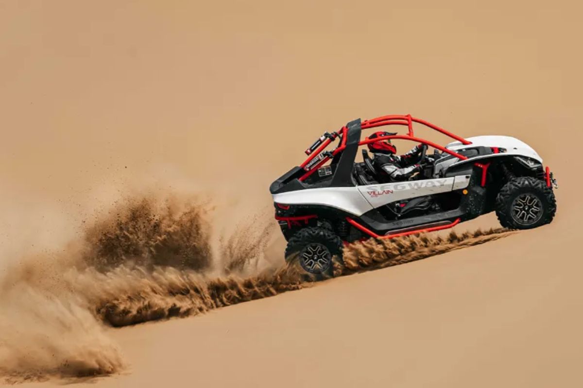 Segway Villain SX10 subindo dunas de areia