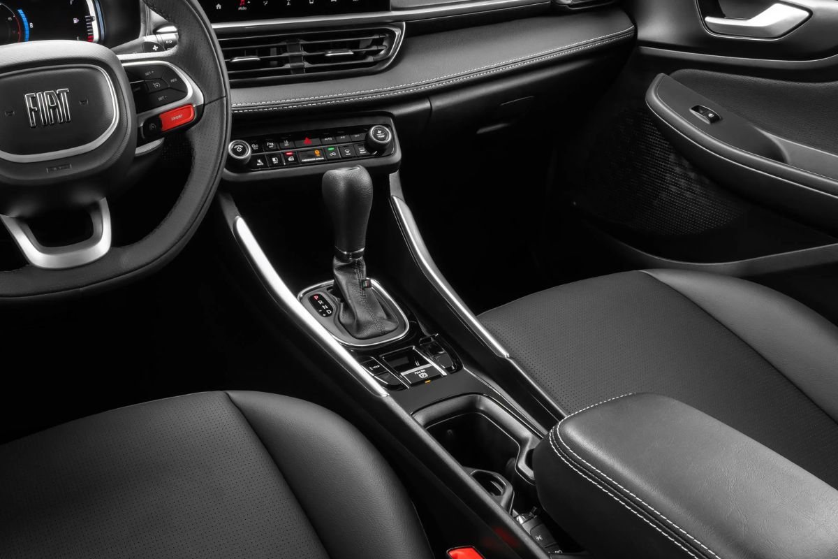 Idosos garantem R$ 16 mil de desconto no Fiat Fastback em 5 passos