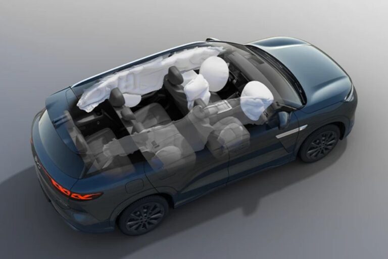 BYD Atto 8