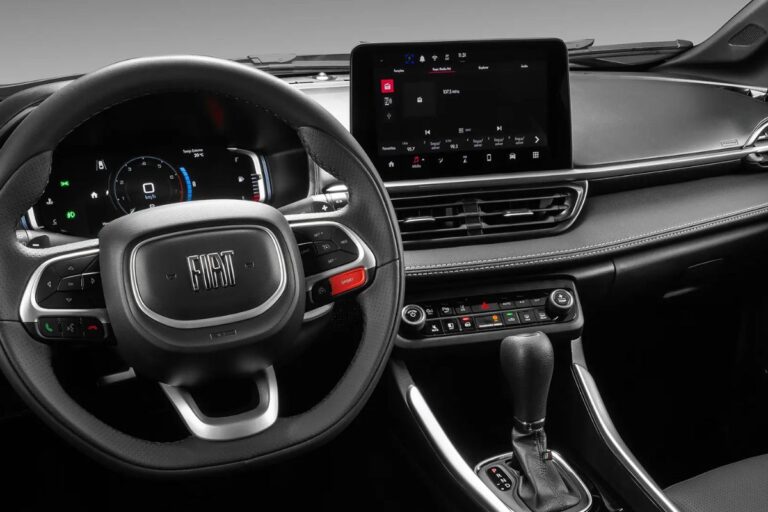 Fiat Fastback é um carro que se destaca pelo preço e pacote de qualidade.