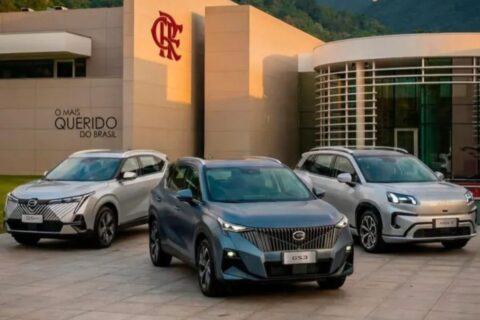 Palmeiras deve receber R$ 30 milhões da Leapmotor, Flamengo responde com SUV de R$ 129.990