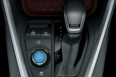 Alguém viu? SUV da Toyota some das ruas e vende menos de 300 unidades