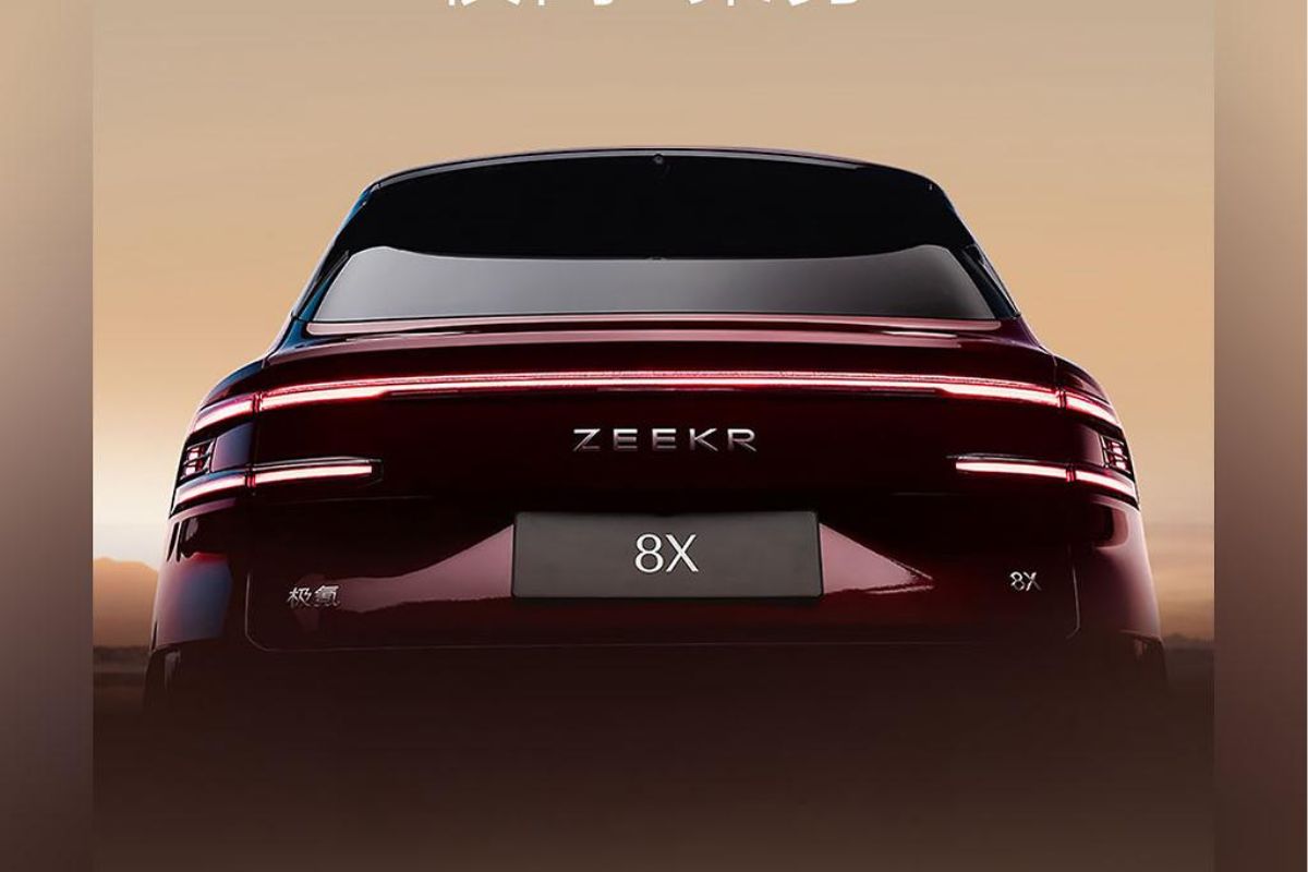 Zeekr 8x visto por trás