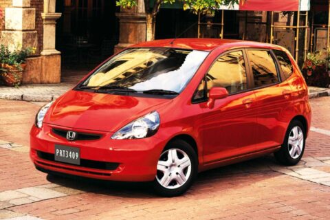 VW GOL de R$ 30 mil faz 13,9 km/l na estrada, mas acabamento joga contra