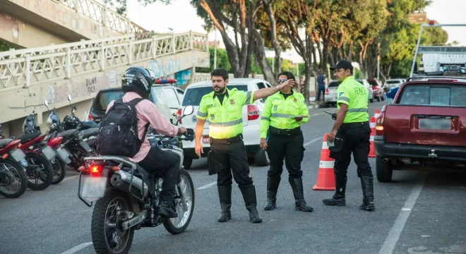Prefeitura revoga lei que permitia trocar multa de trânsito por doação de sangue