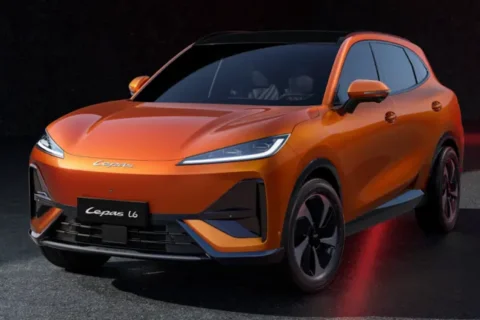 Lepas L6 elétrico europeu tem bateria 4,78 kWh maior que EX5 e recarga 2 min mais lenta; SUV é confirmado para o Brasil em 2027