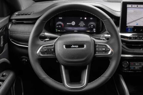 Jeep Commander de R$ 228.790 apita mais que grupo de WhatsApp de família