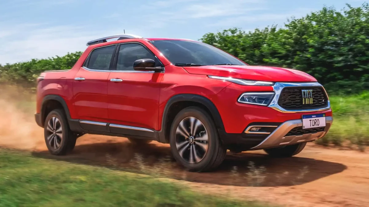 Fiat Toro despenca acima de R$ 30 mil e passa a custar preço de Strada