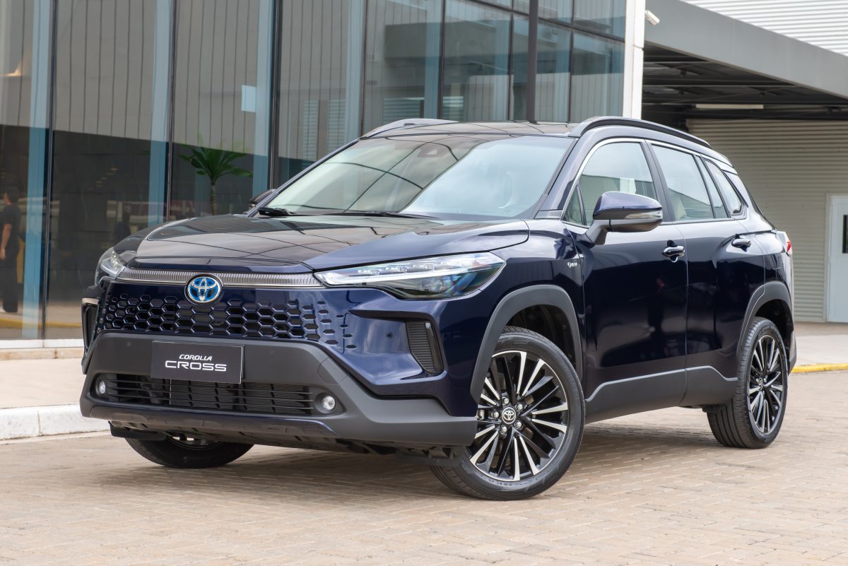 Corolla Cross híbrido desvaloriza 18,7% e fica atrás de SUV da GWM
