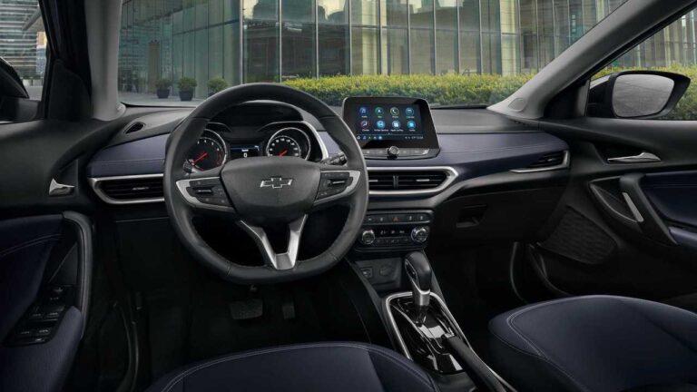 Interior da Chevrolet Tracker