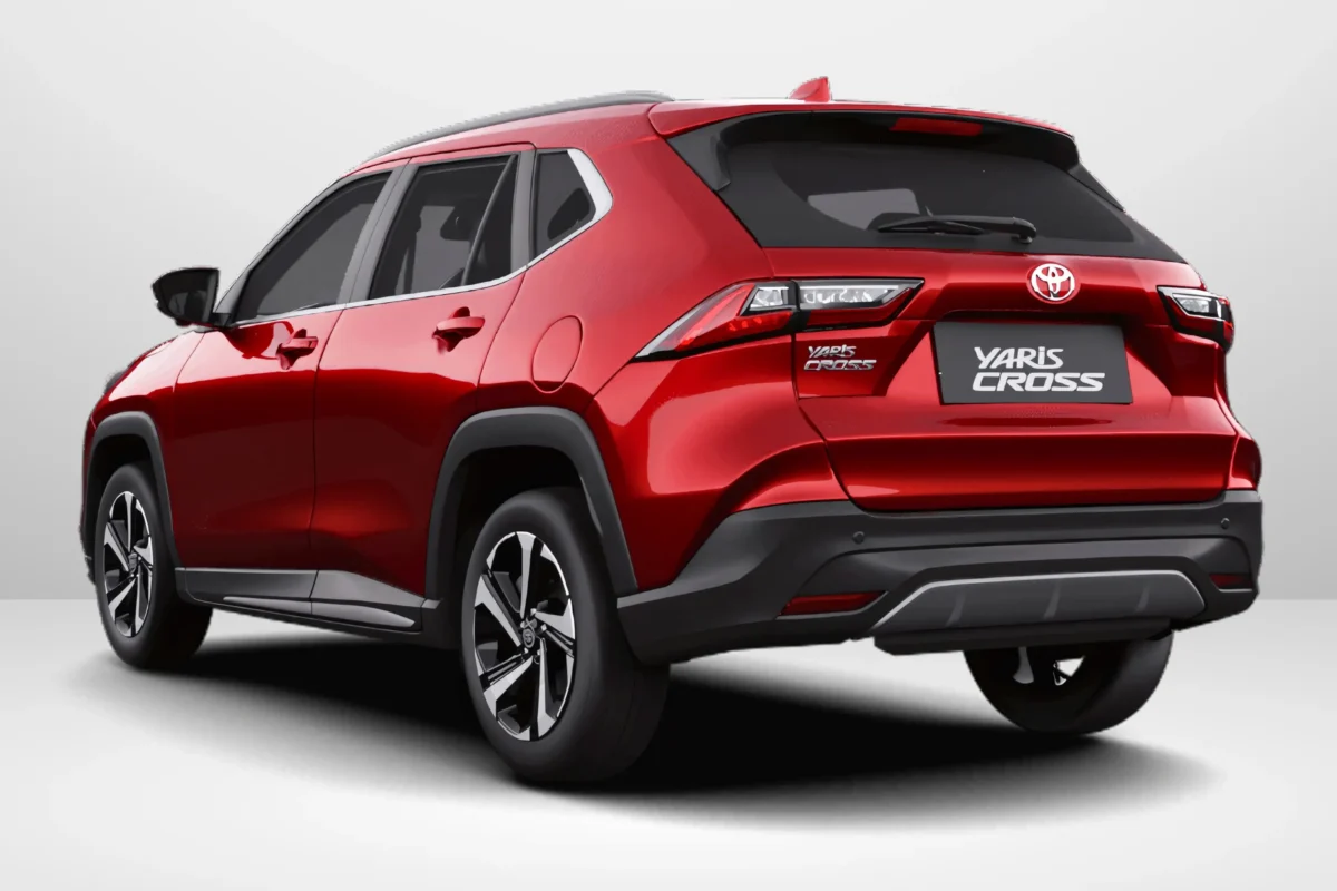 Tiggo 5x e o Yaris Cross empatam em abril; Toyota põe parcelas a R$ 1.312,60 para avançar