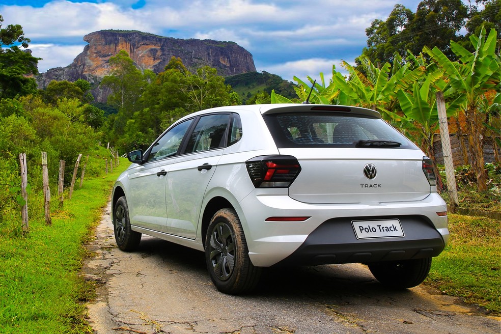 Hatch da VW derruba mais de R$ 12.500 e apavora Fiat Argo e Creta