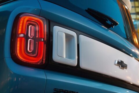 Carros elétricos passam de 10% das vendas no Brasil e crescem 218% em 2026