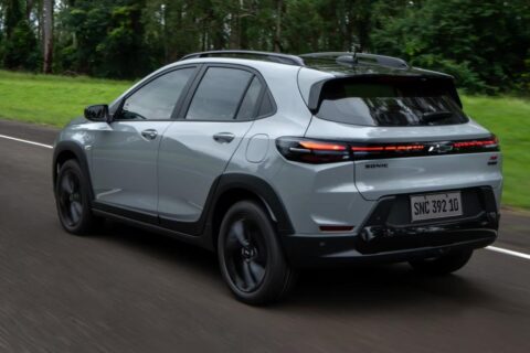 Chevrolet insiste na correia banhada a óleo e novo Sonic já nasce cercado de dúvidas