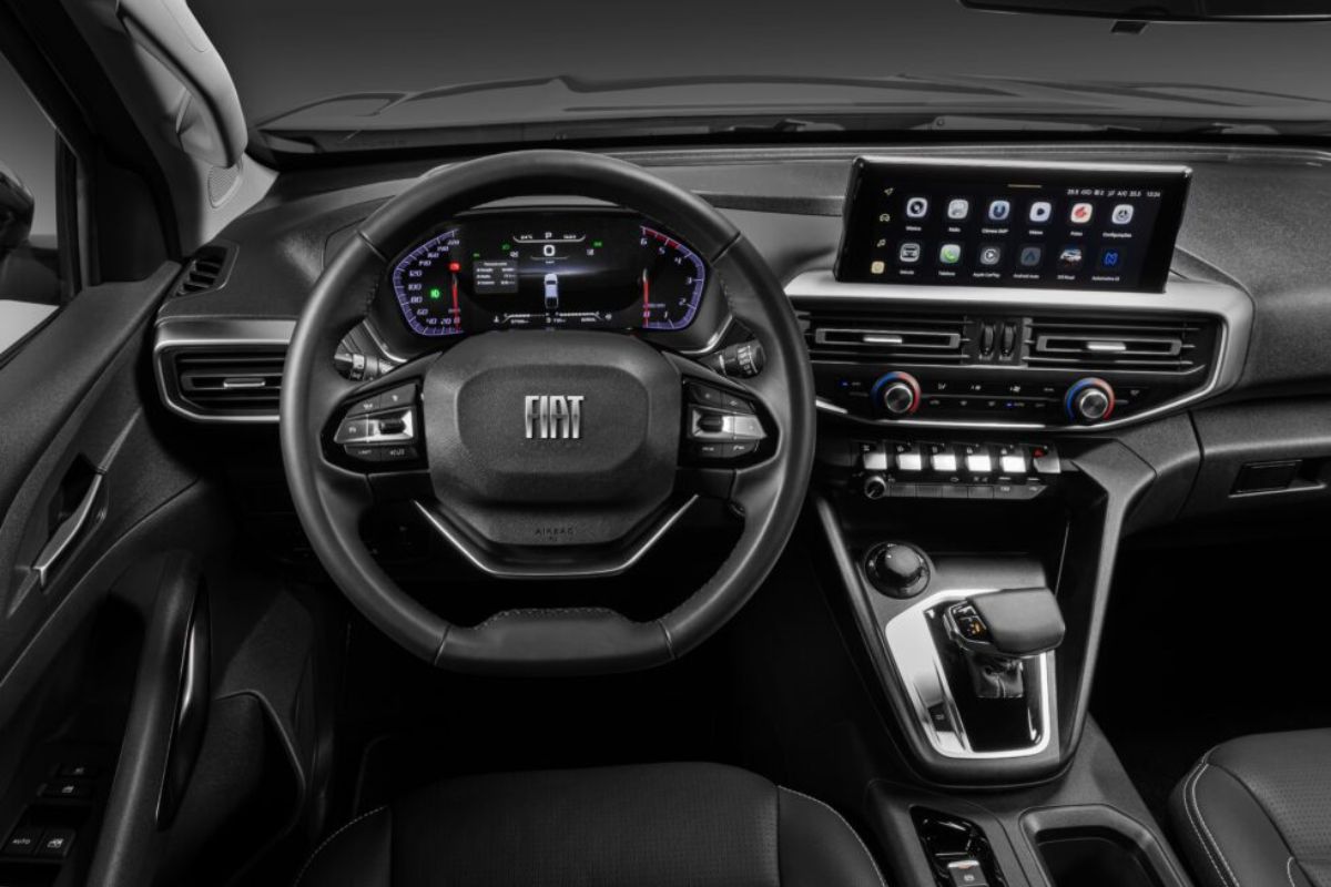 Interior do Fiat Titano