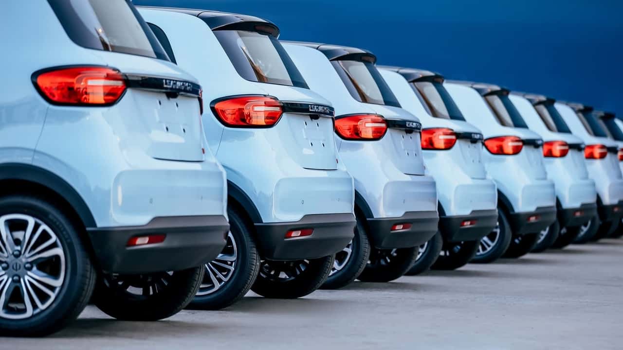 Novo carro elétrico da Stellantis promete custar menos que o Dolphin Mini