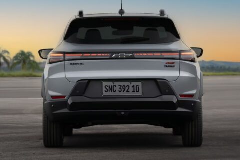 Novo Sonic provoca disputa interna curiosa: R$ 43 mil mais barato que o Tracker: qual modelo é um bom negócio?