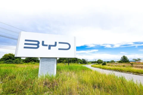Crise na BYD? Lucro da montadora cai 55% no primeiro trimestre de 2026; veja o cenário