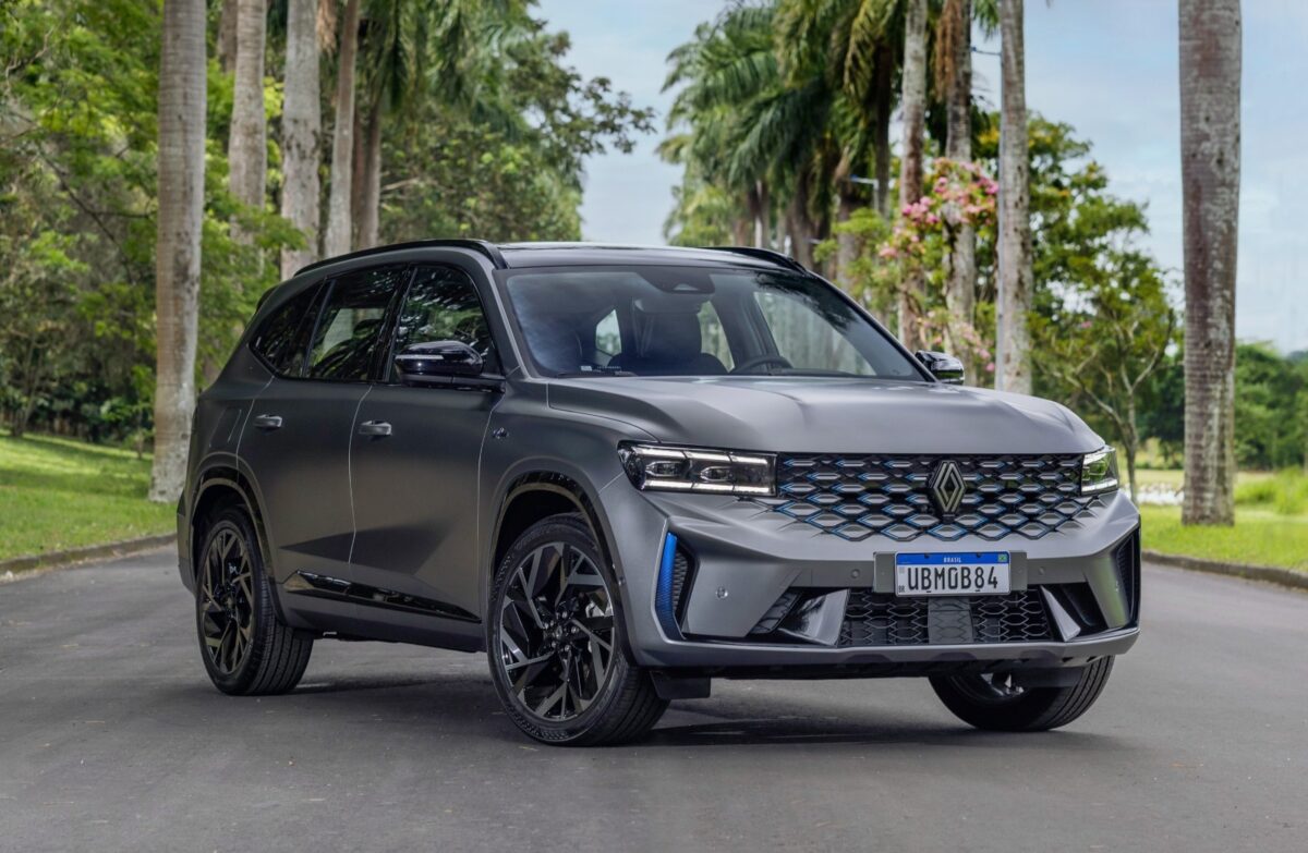 Novo SUV da Renault vende menos de 50 unidades e vira chacota no Brasil