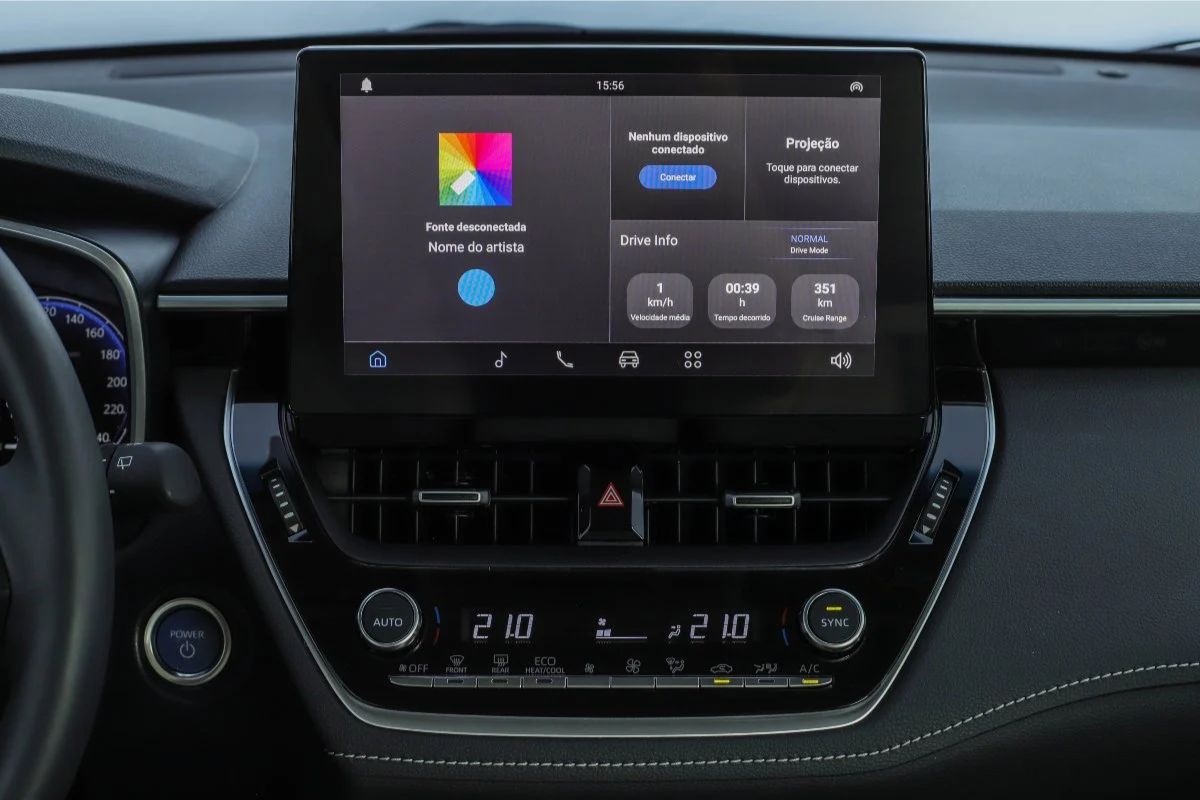 Interior do Toyota Corolla Cross