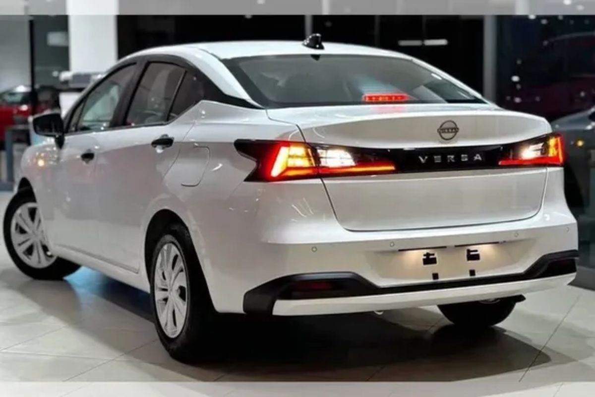 Nissan Versa “pé-de-boi”